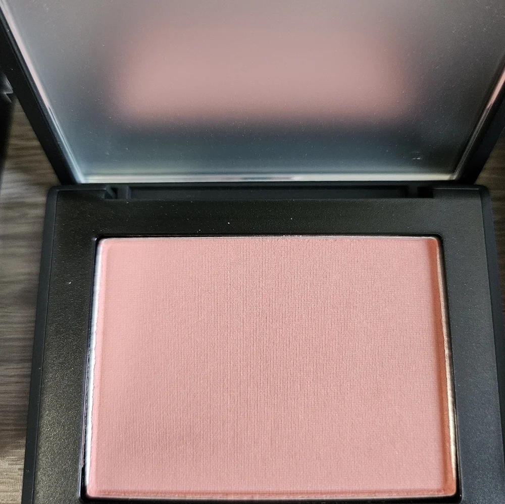 NARS Powder Blush DEEP THROAT & Sensual Shine Lipstick HIGH GEAR Duo MSRP $68